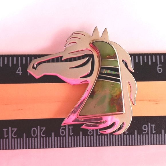 VINTAGE NATIVE AMERICAN INLAY HORSE PIN/PENDENT - Picture 4 of 5